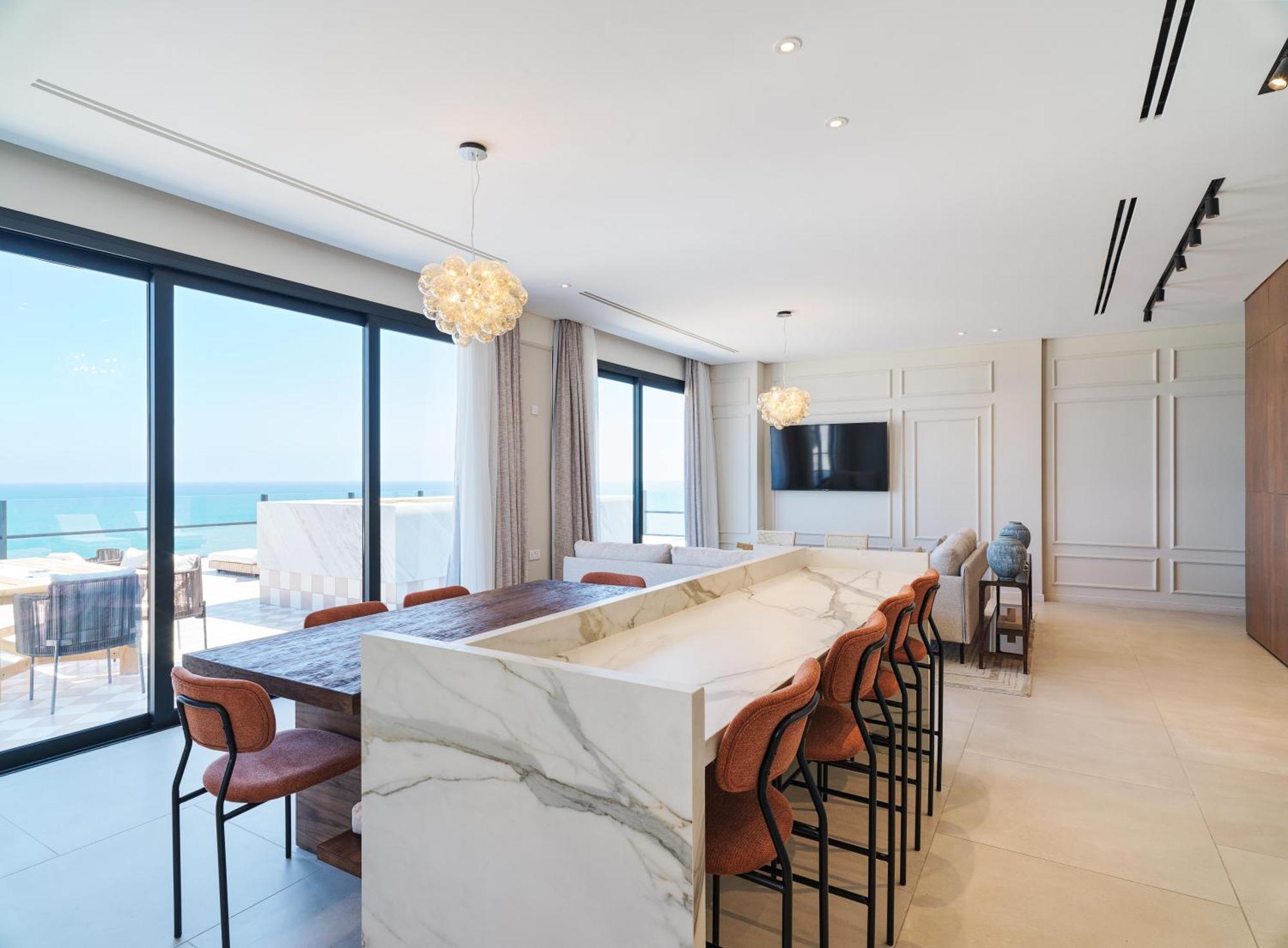 Liv Mackenzie Beach Suites Larnaca Adults Only Buitenkant foto